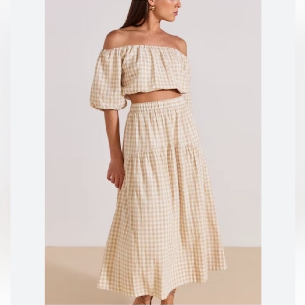 Old Navy Cream Gingham Skirt